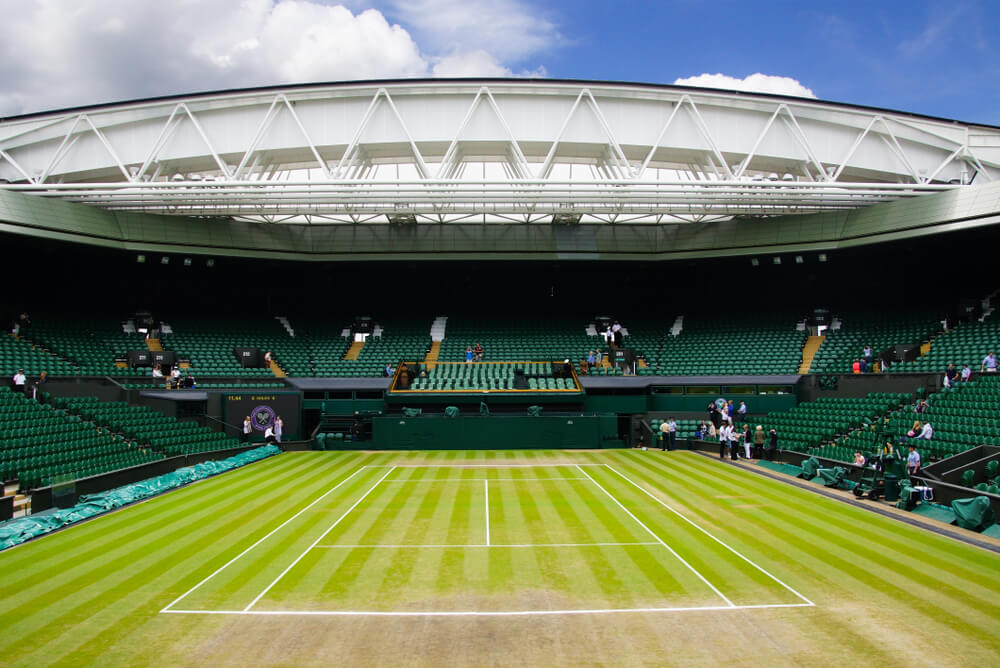 Centre Court ved Wimbledon med åbent tag