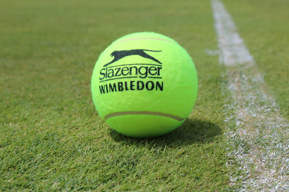En bold fra Slazenger ved Wimbledon