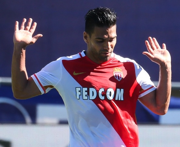 Fodboldspilleren Radamel Falcao i kamp for den franske klub AS Monaco i Ligue 1.